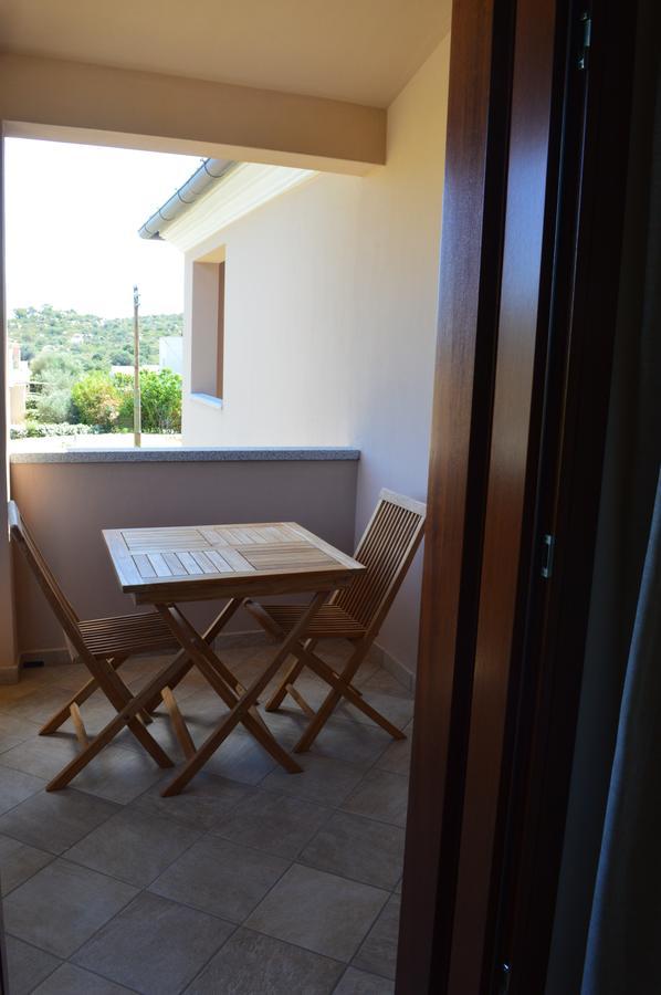 Guest Rooms Affittacamere San Teodoro  Exterior foto