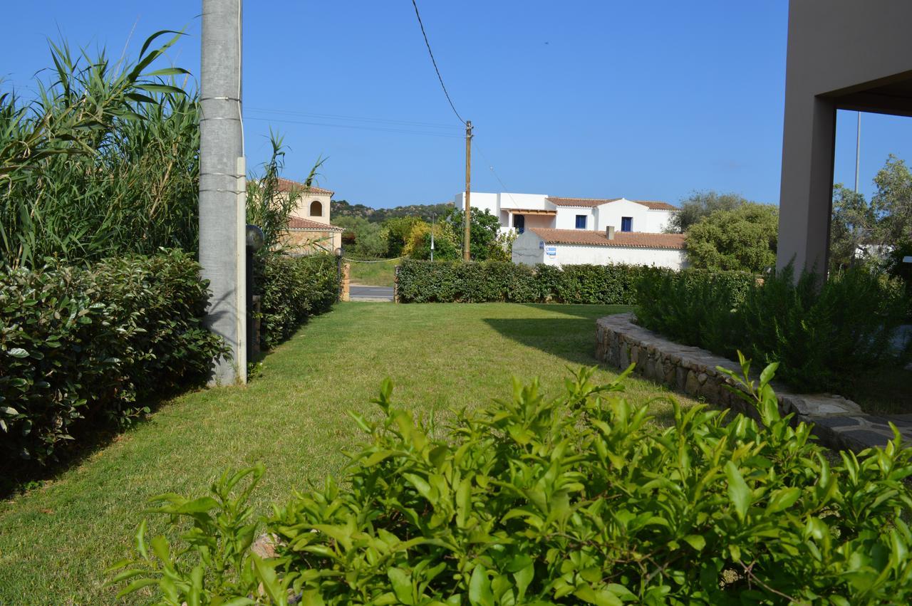 Guest Rooms Affittacamere San Teodoro  Exterior foto